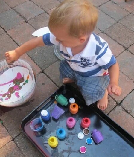 Salad Spinning Art Activity for Preschoolers